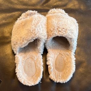 Grey fuzzy slippers
